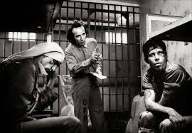 Tom Waits e Benigni nel film Daunbailó